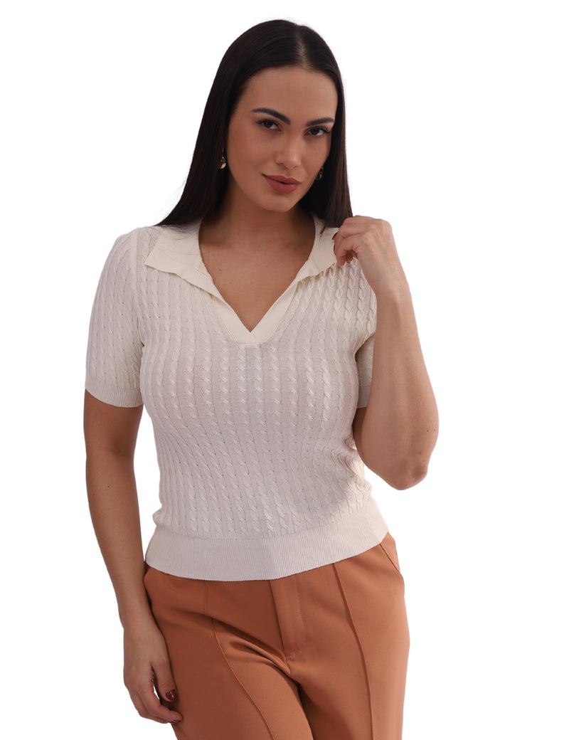 Blusa Feminina Polo Tricot com Textura Canelada e Gola V