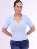 Blusa Feminina Polo Tricot com Textura Canelada e Gola V