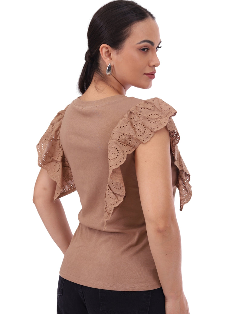 Blusa Feminina com Manga de Babado em Laise