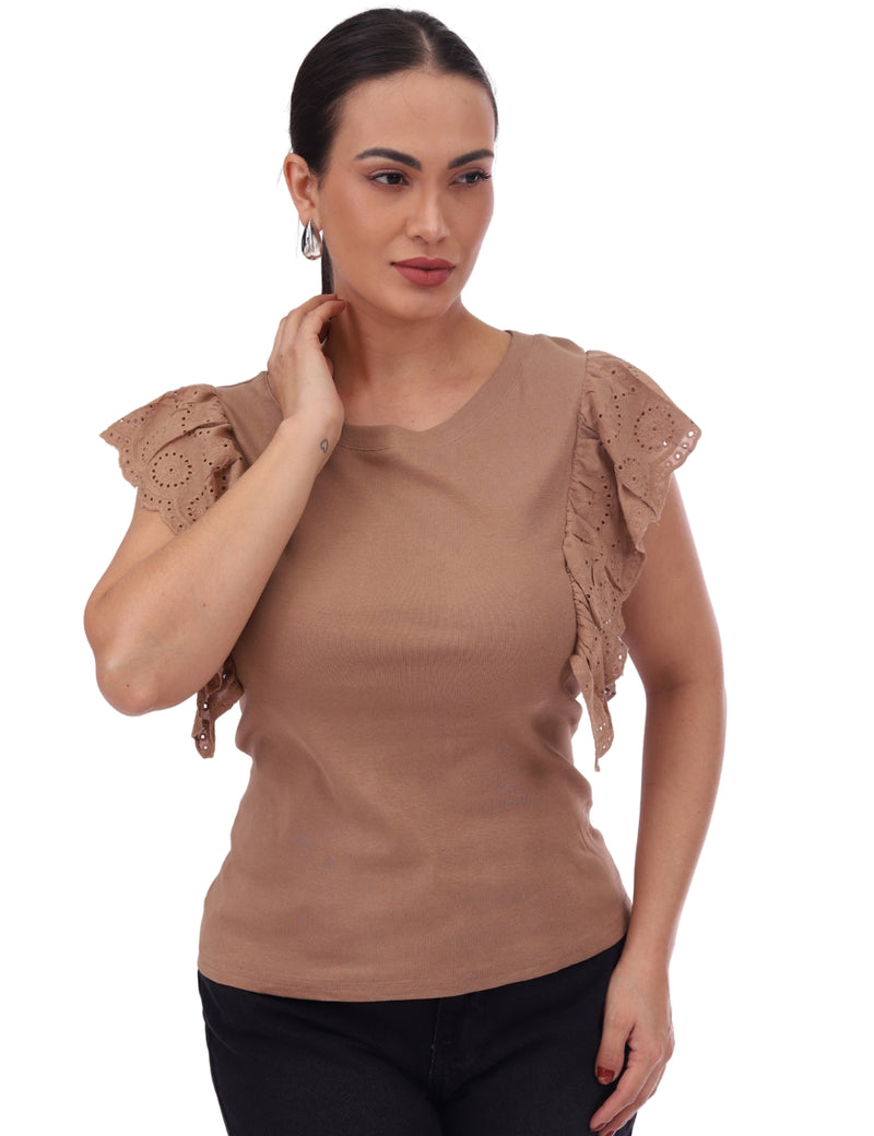 Blusa Feminina com Manga de Babado em Laise