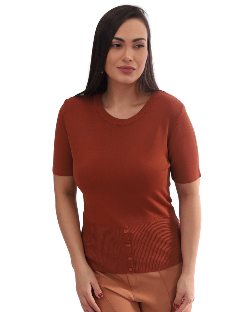 Blusa Feminina em Modal Gola Canoa e Barra Com Botões