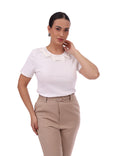 Blusa Feminina Com Detalhe de Laços na Gola