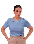 Blusa Feminina Com Detalhe de Laços na Gola