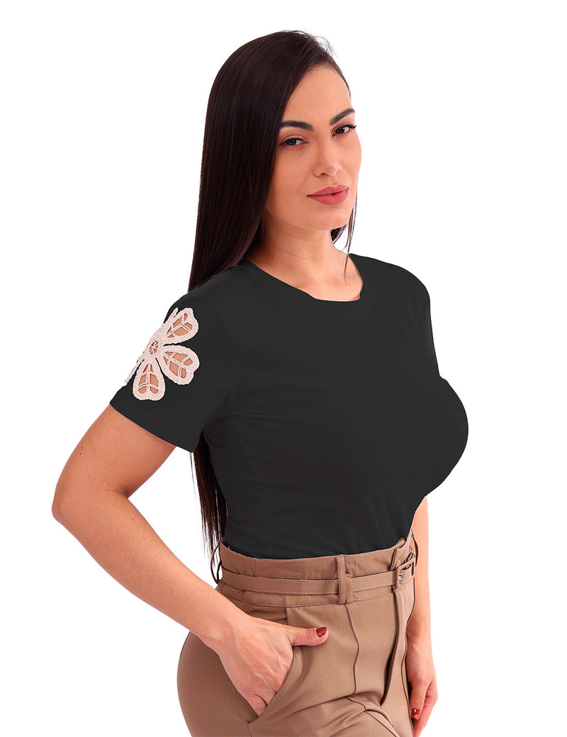 Blusa Feminina Básica com Renda Floral
