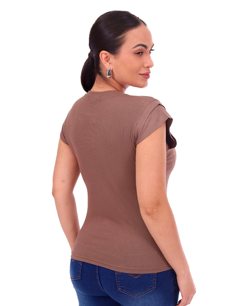 Blusa Feminina Elegante com Detalhe em Sobreposição no Ombro