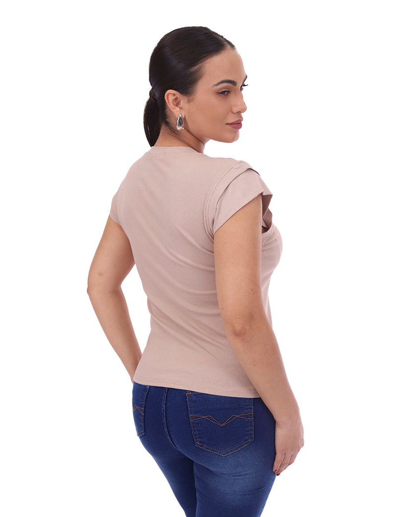 Blusa Feminina Elegante com Detalhe em Sobreposição no Ombro